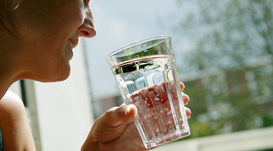 Rekening betalen Drinkwater glas